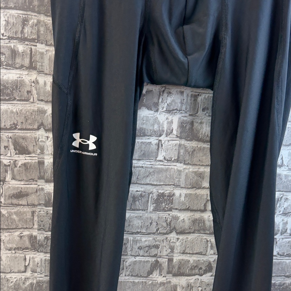 NWT Under Armour Black Athletic Tights - Picture 2 of 10